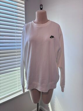 NWOT Nike Men’s White Fleece Crewneck